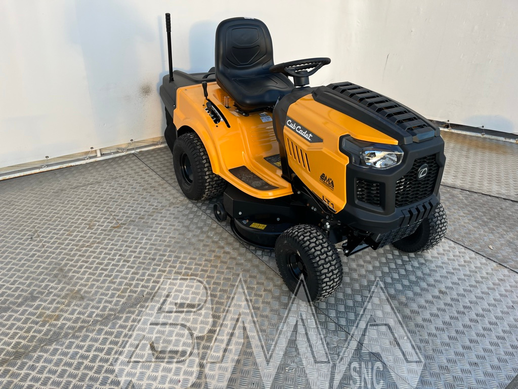 CUB_CADET_LT1_NR96_TRATTORINO_7.jpg